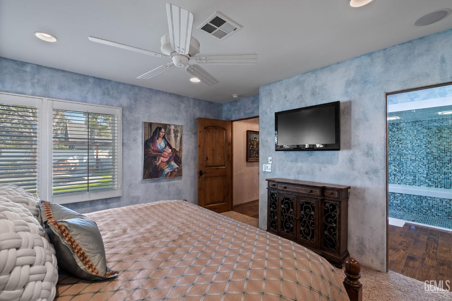 1233 Tam O Shanter Drive