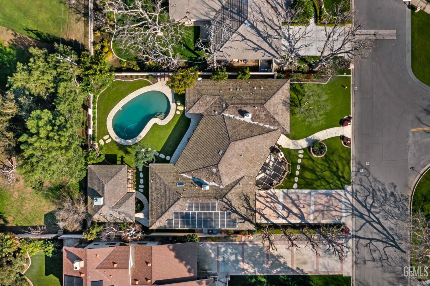 1233 Tam O Shanter Drive