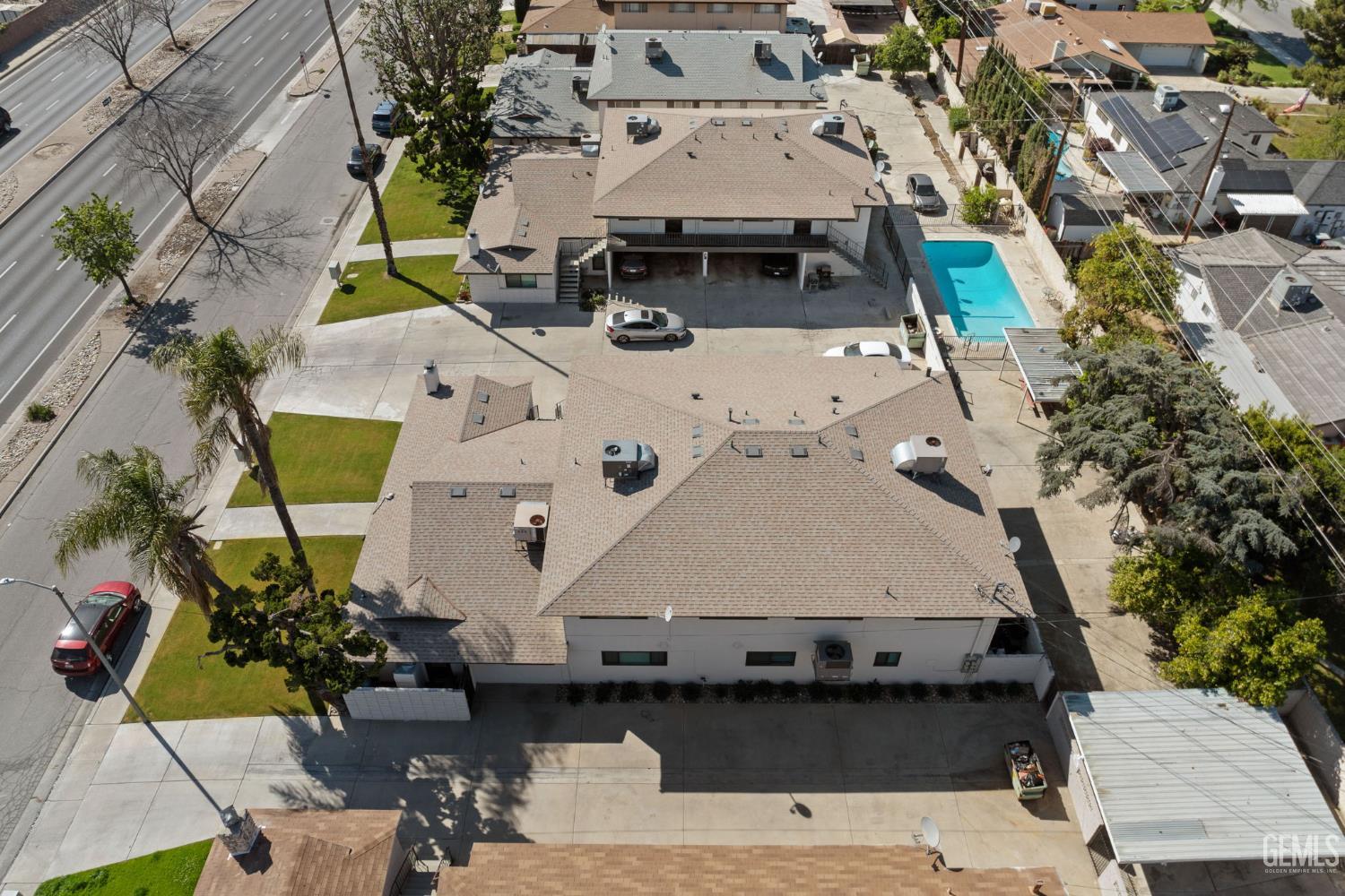 6206 Stockdale Highway