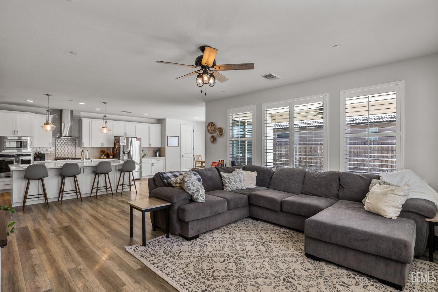 15 Claudia Autumn Drive