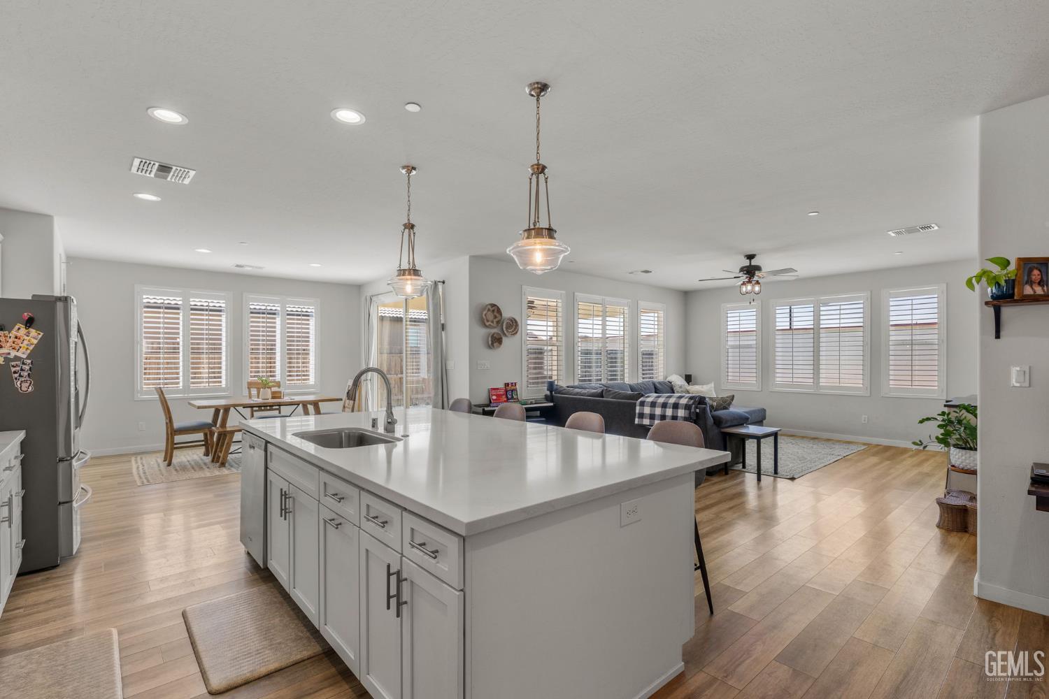 15 Claudia Autumn Drive