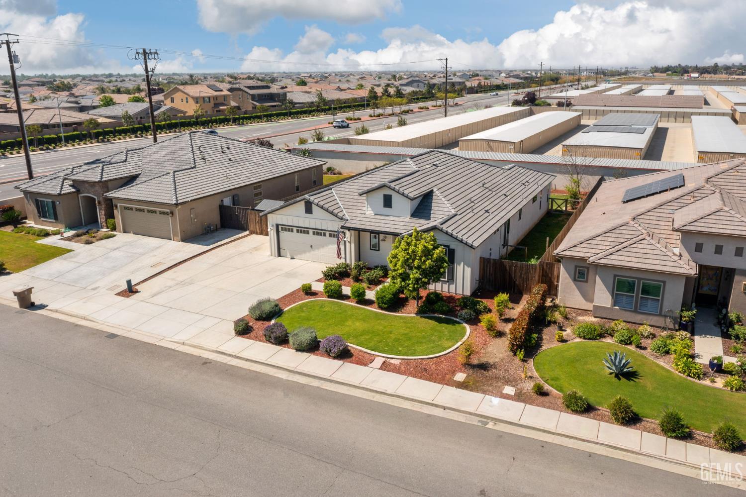 15 Claudia Autumn Drive