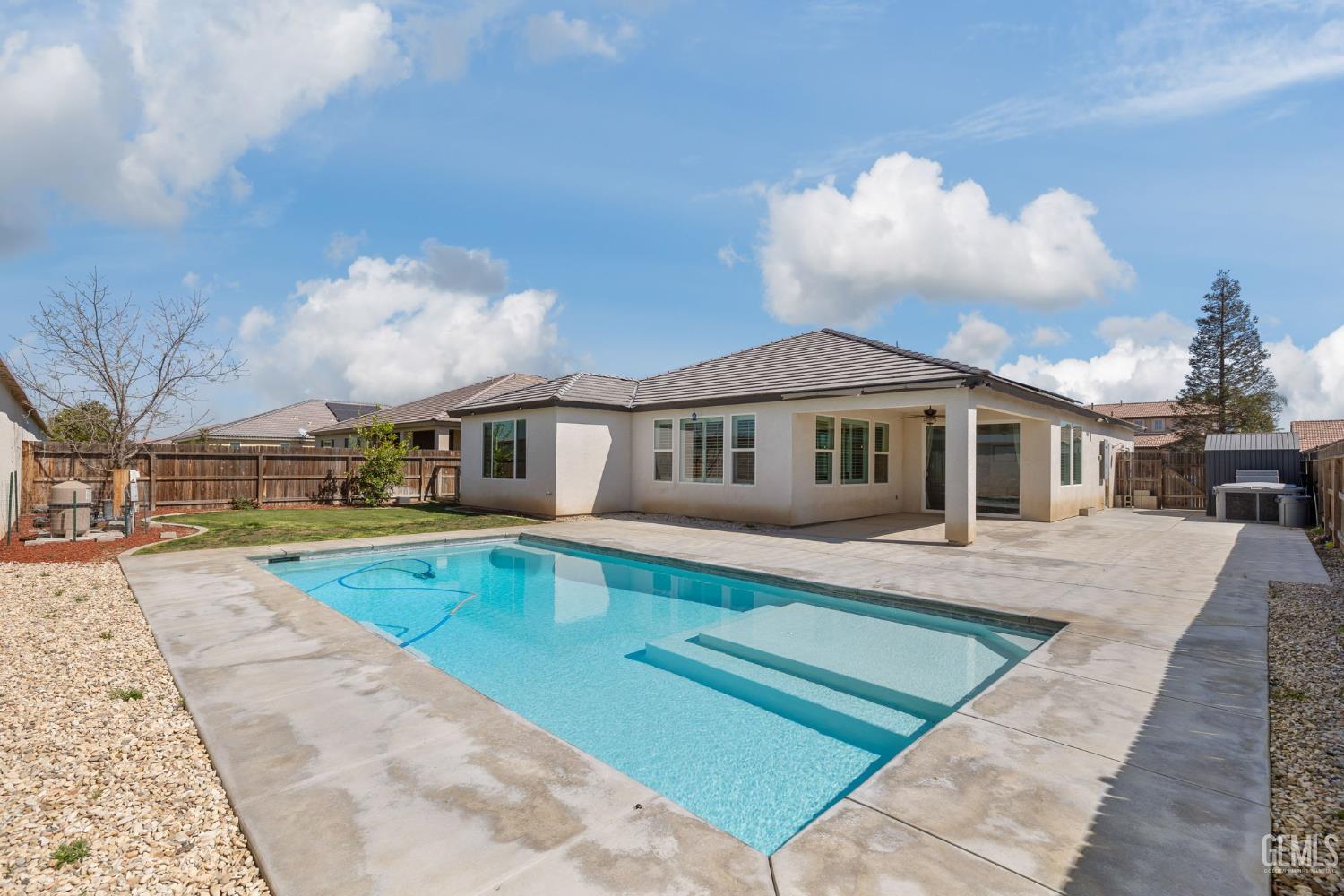 15 Claudia Autumn Drive