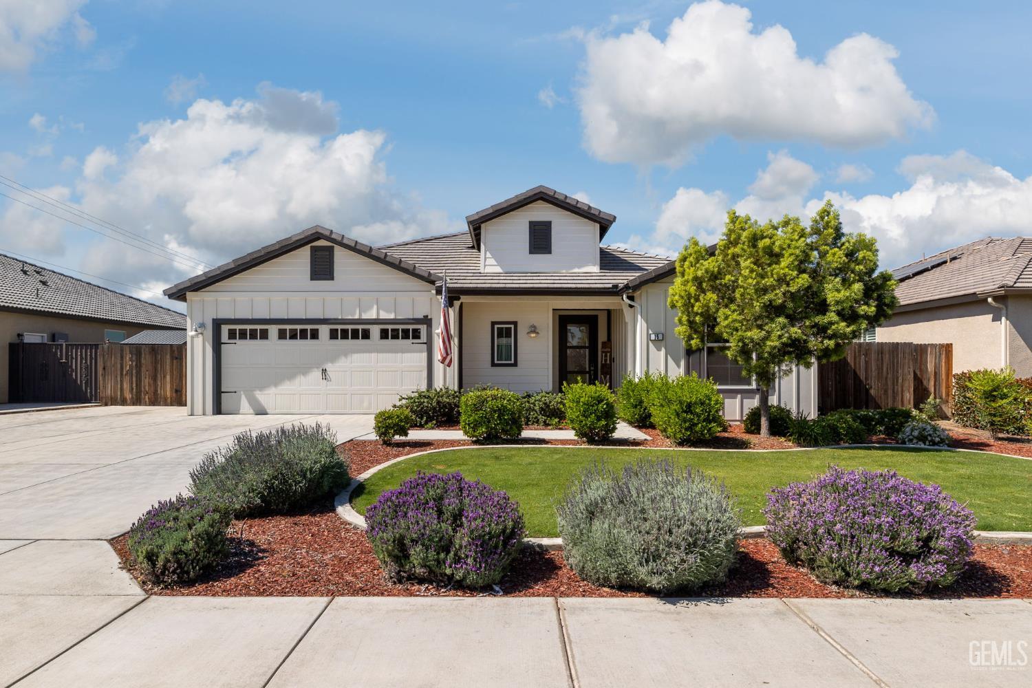 15 Claudia Autumn Drive