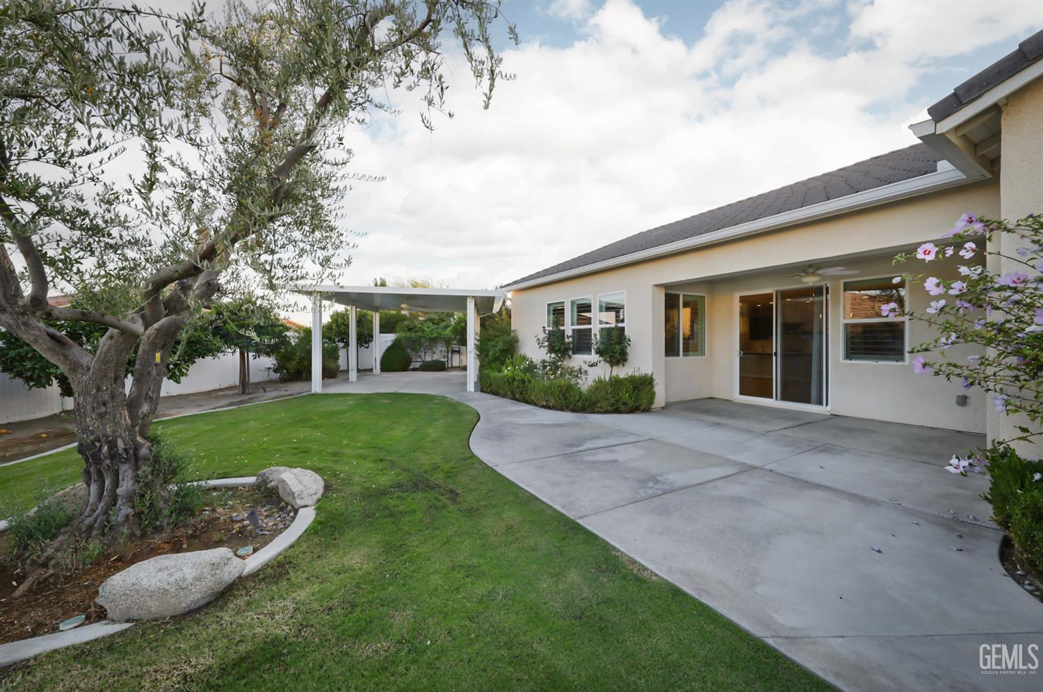 2228 Swanfield Way