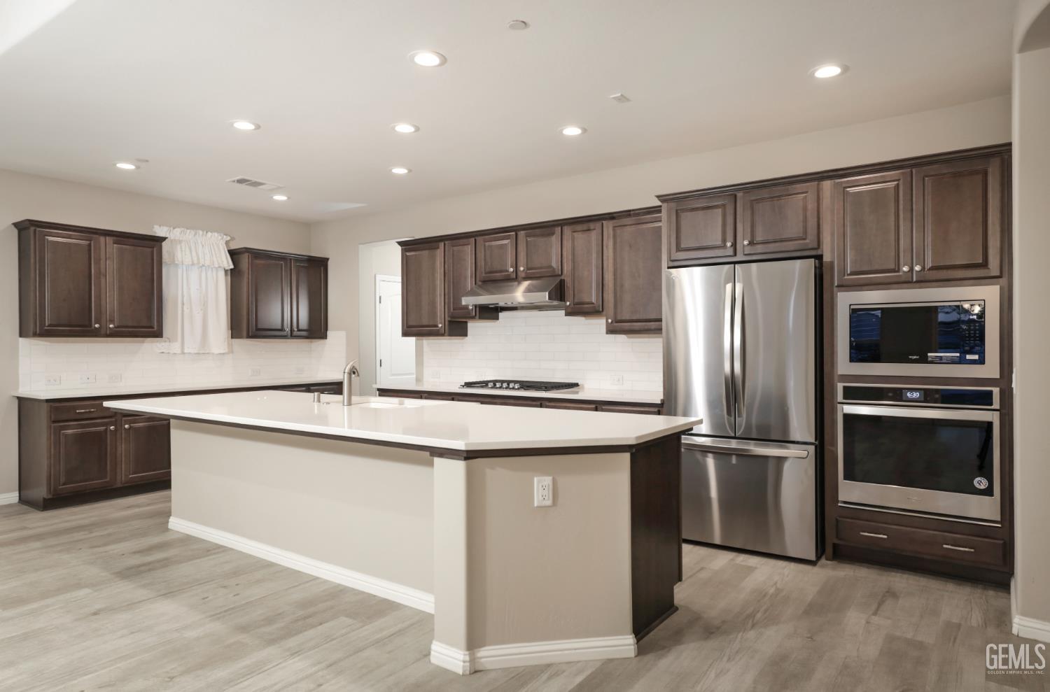 2228 Swanfield Way