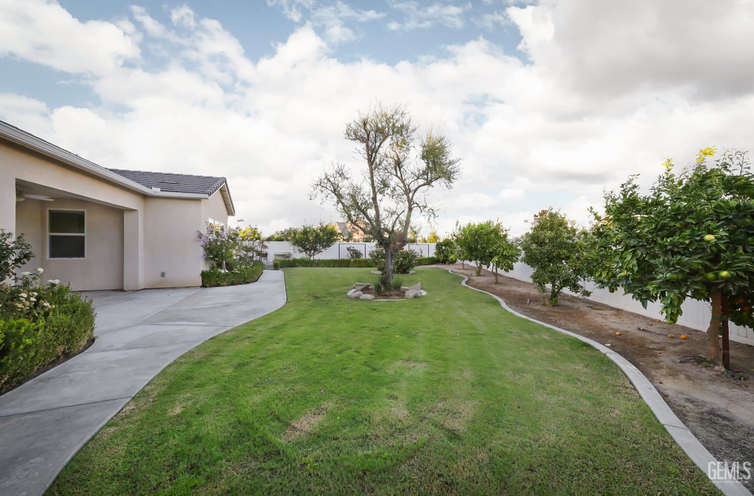 2228 Swanfield Way