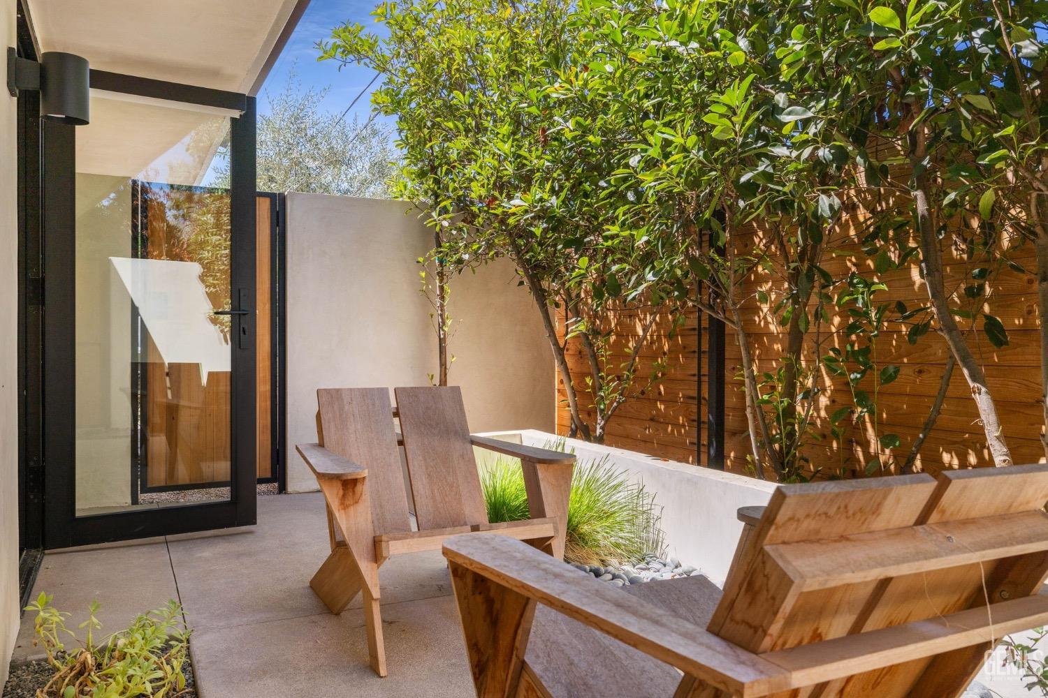 1217 Tam O Shanter Drive