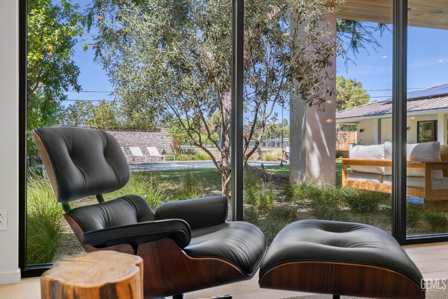 1217 Tam O Shanter Drive