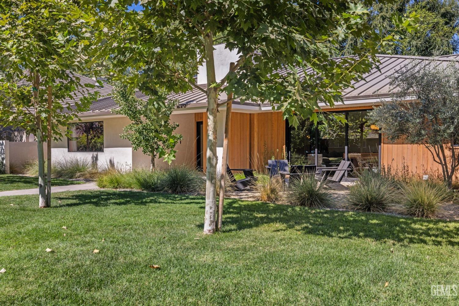 1217 Tam O Shanter Drive