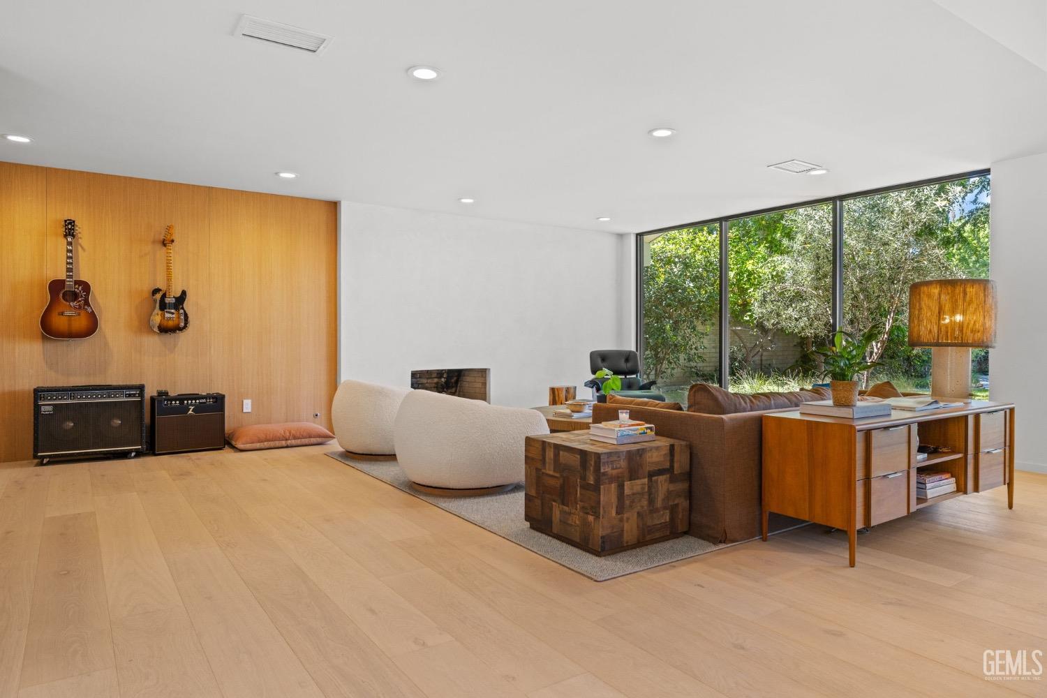 1217 Tam O Shanter Drive