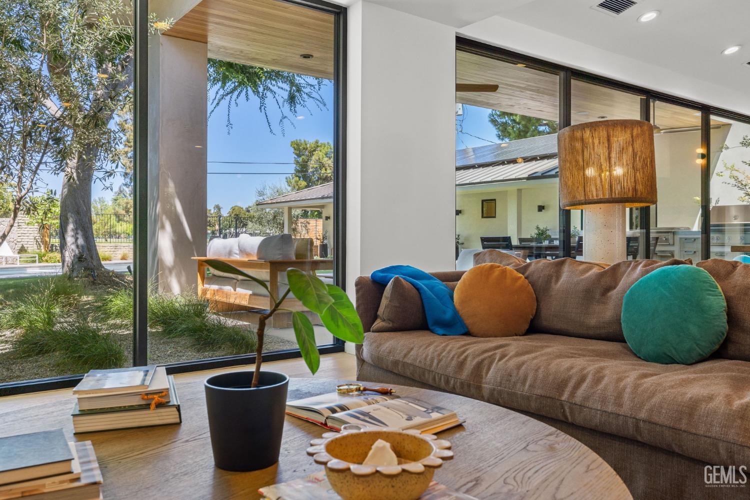 1217 Tam O Shanter Drive