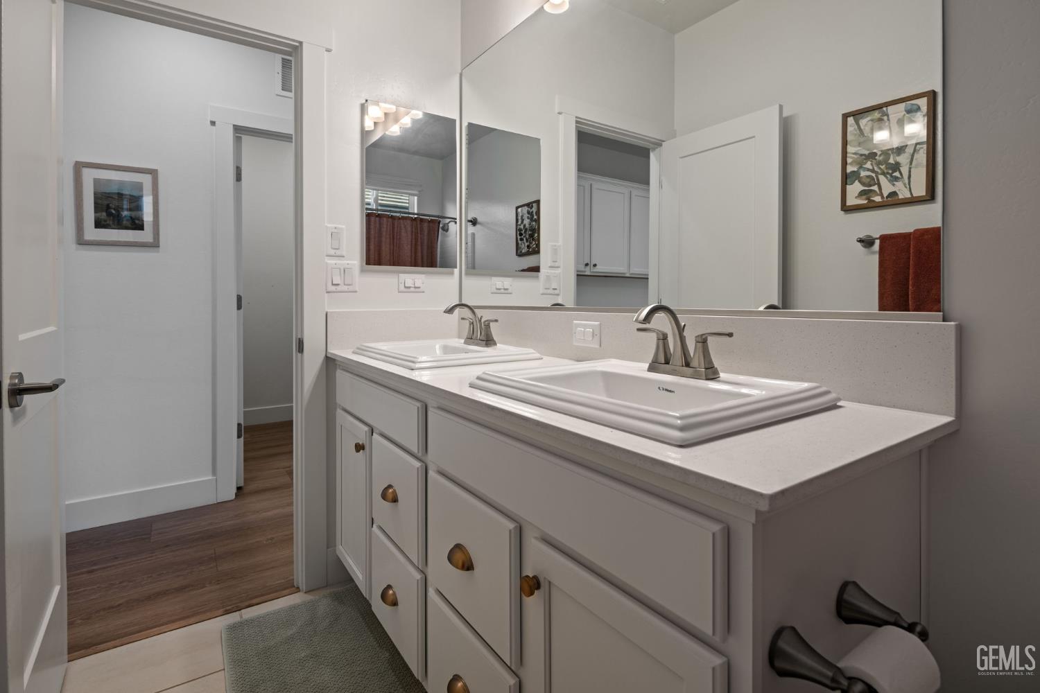 14912 Rutherford Park Avenue