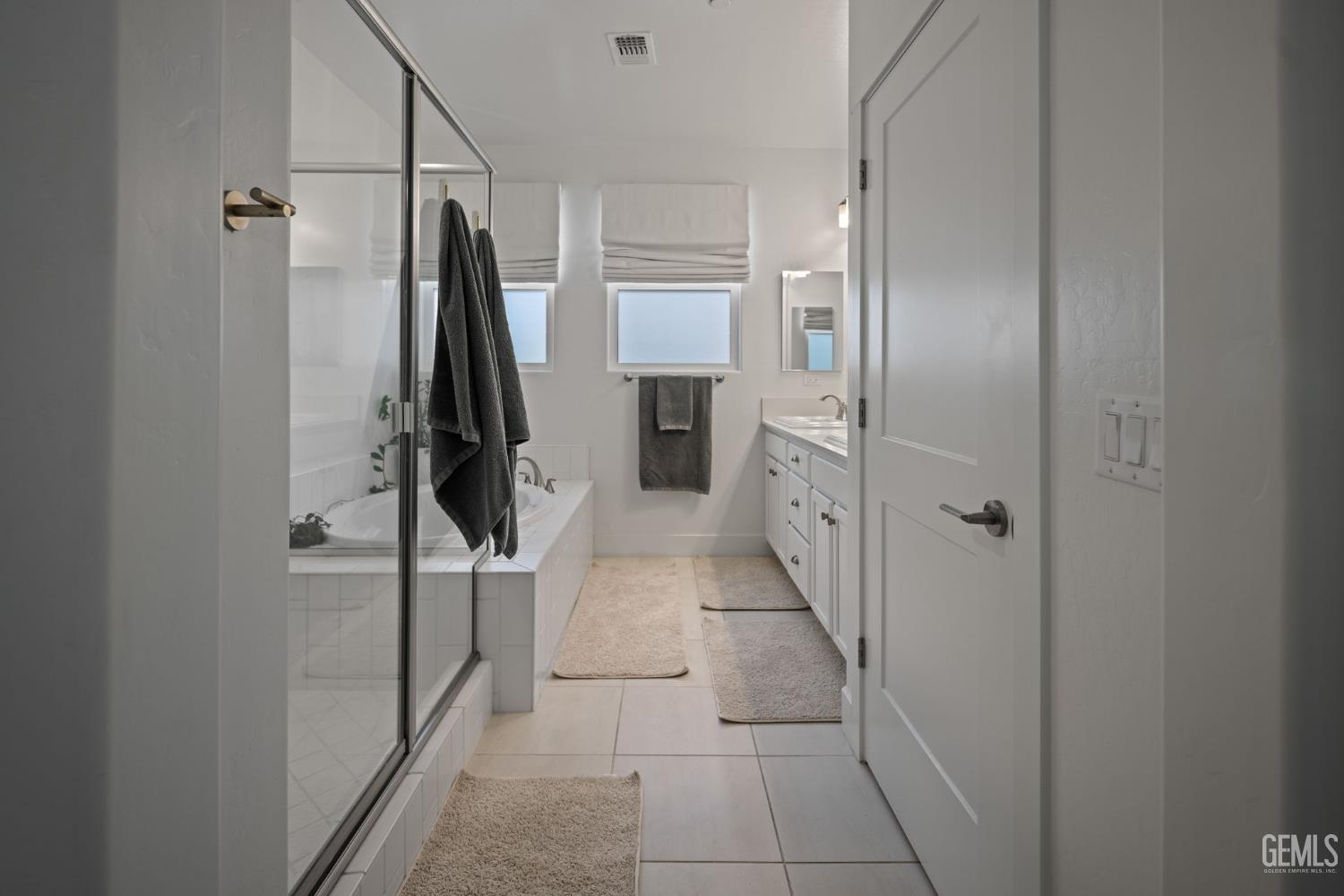 14912 Rutherford Park Avenue