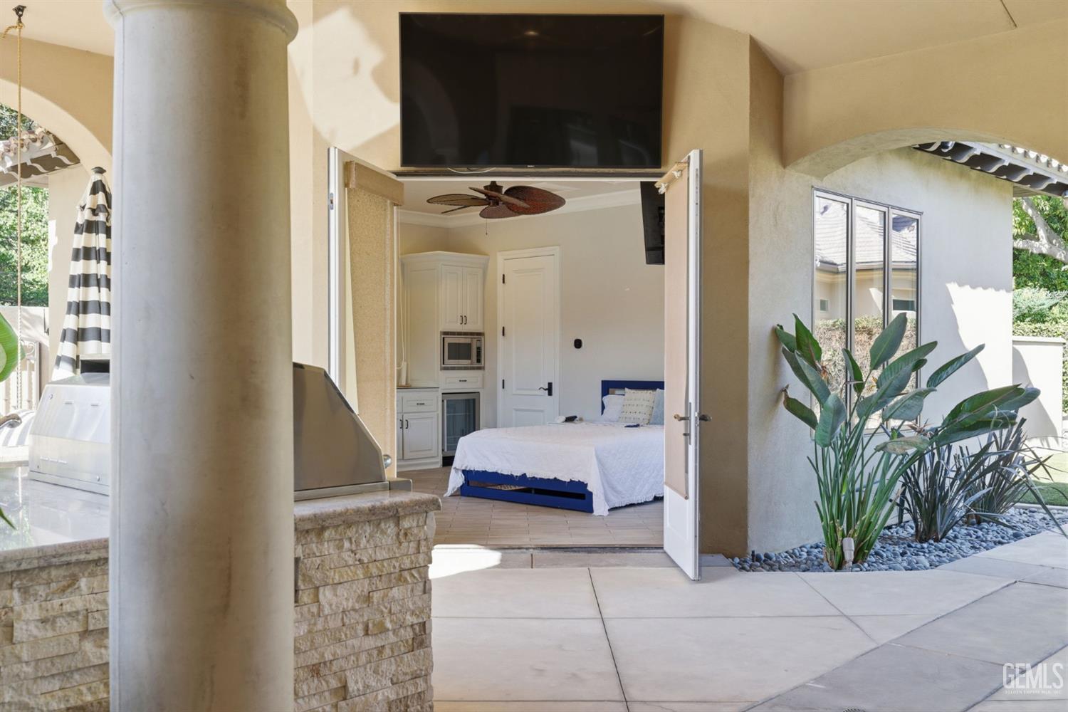 2709 Cormier Drive