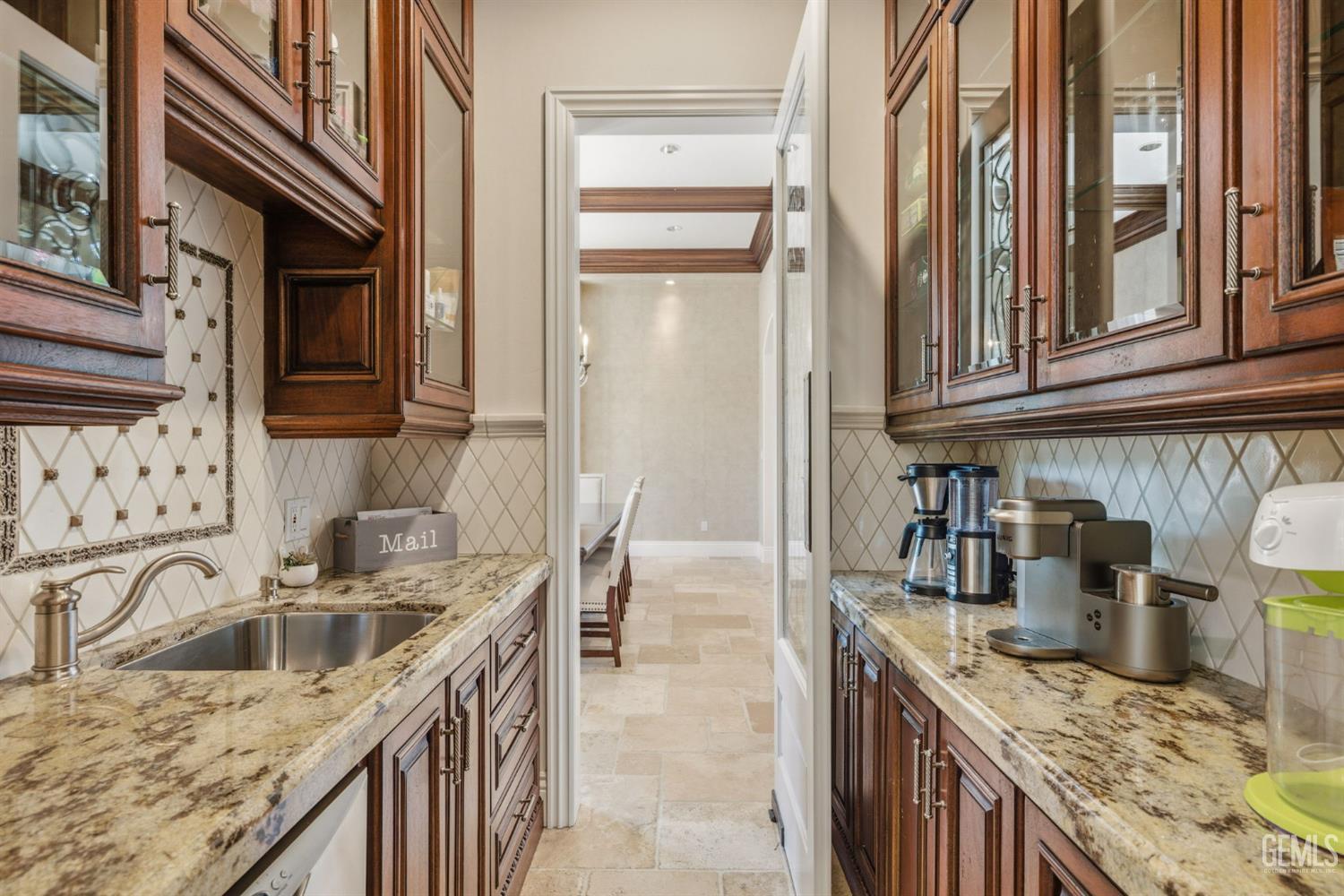 2709 Cormier Drive