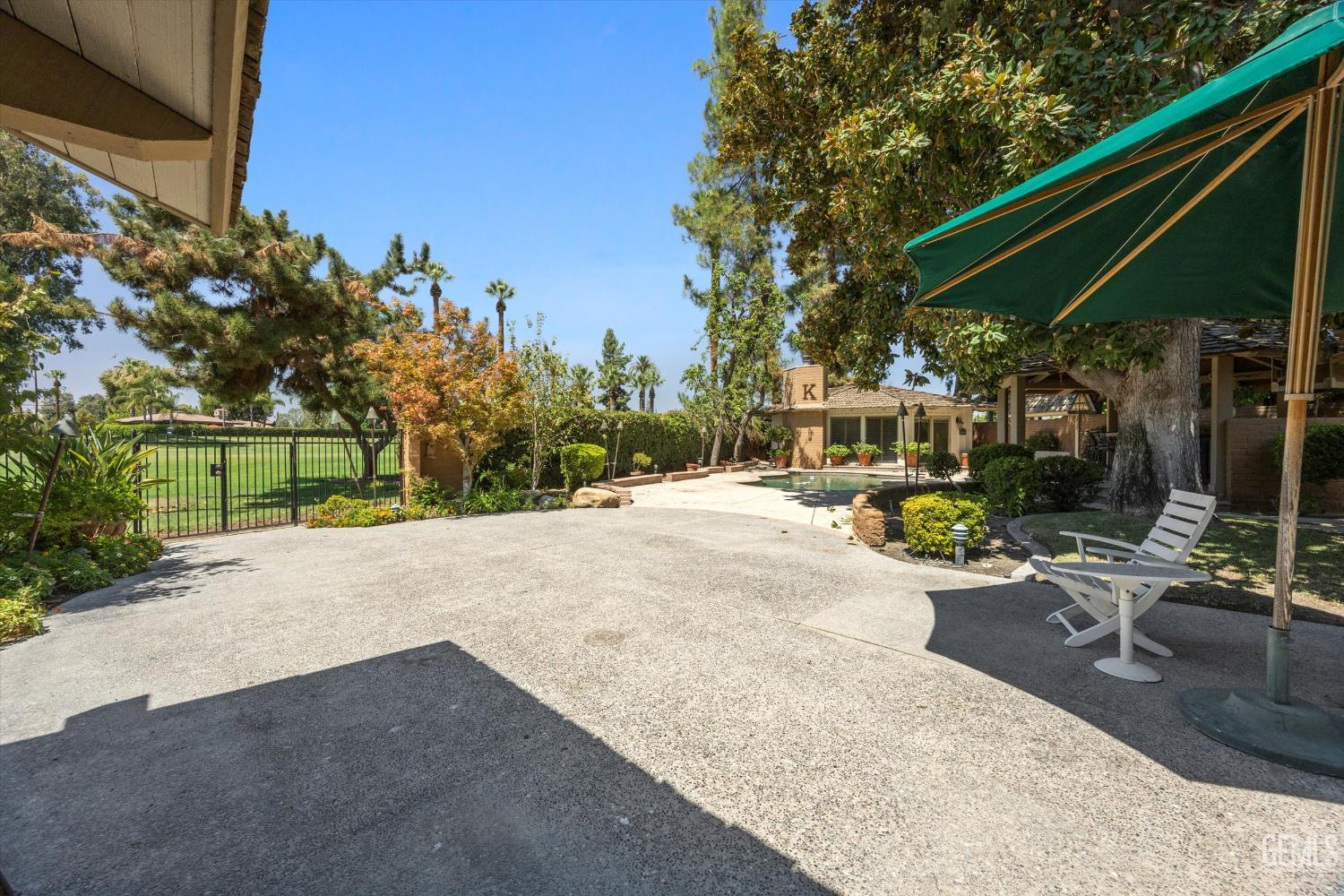 1033 Tam O Shanter Drive