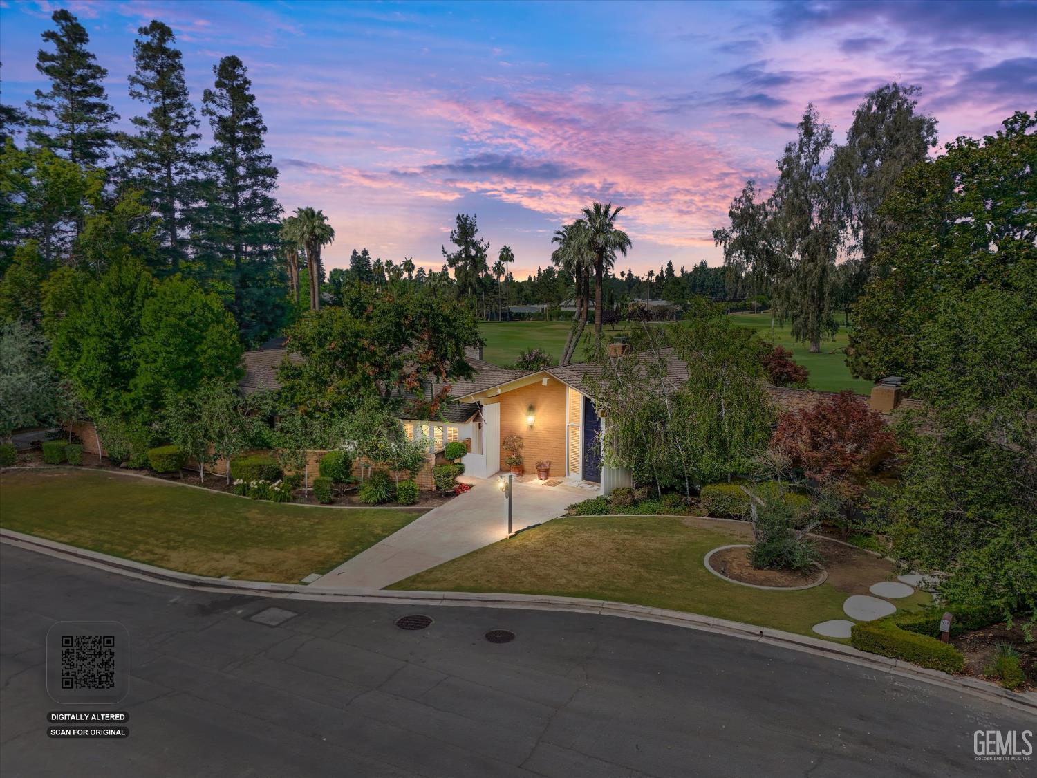 1033 Tam O Shanter Drive