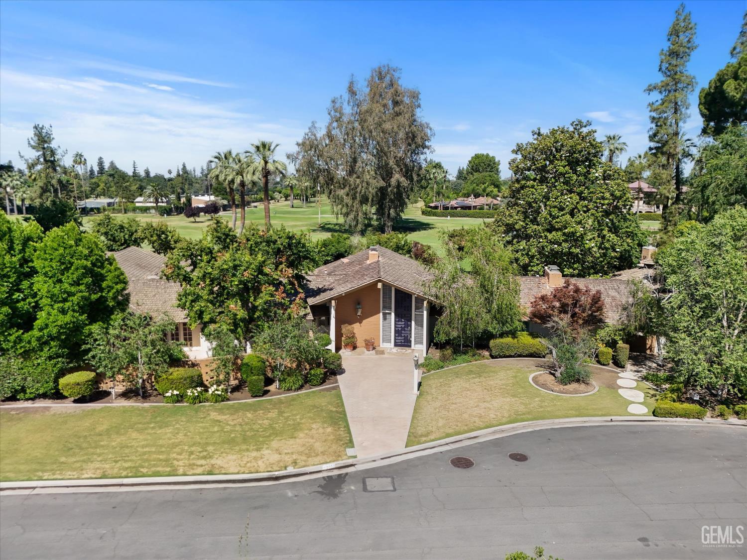 1033 Tam O Shanter Drive