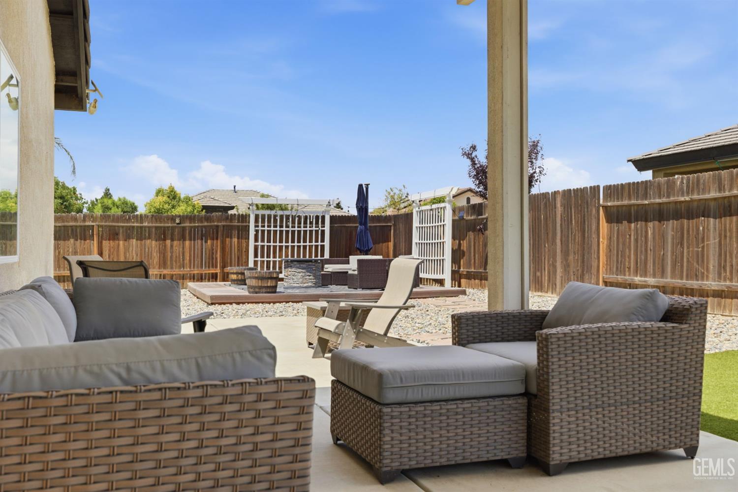 6008 Luckman Drive