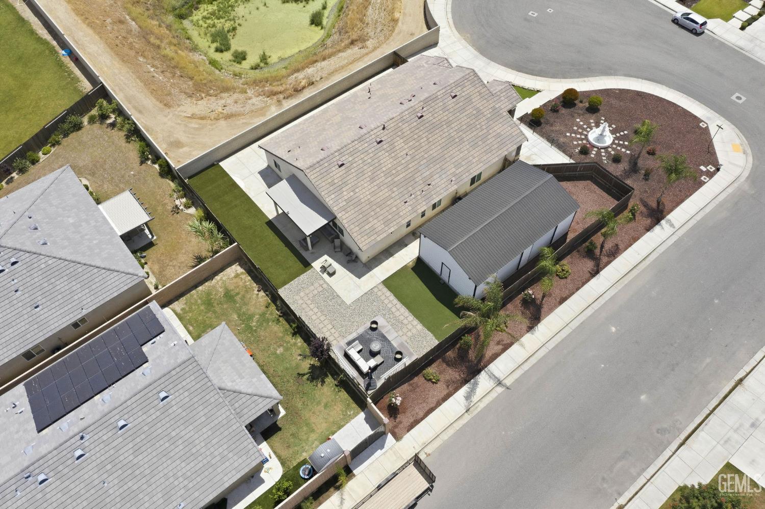 6008 Luckman Drive
