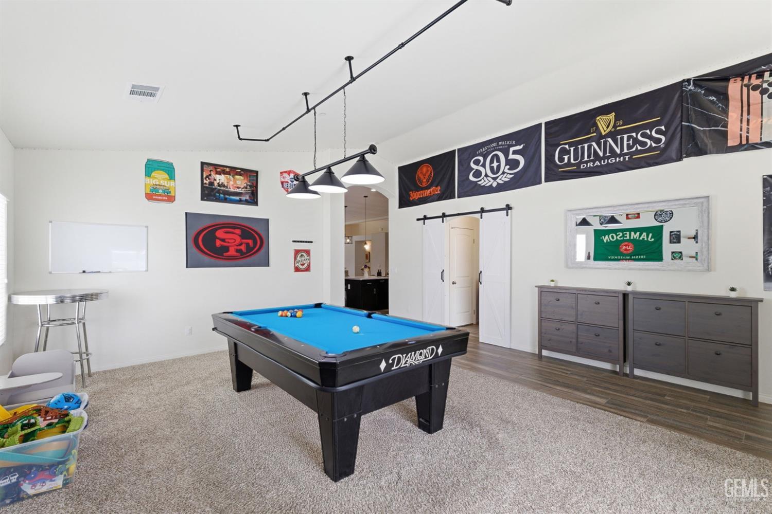 6008 Luckman Drive