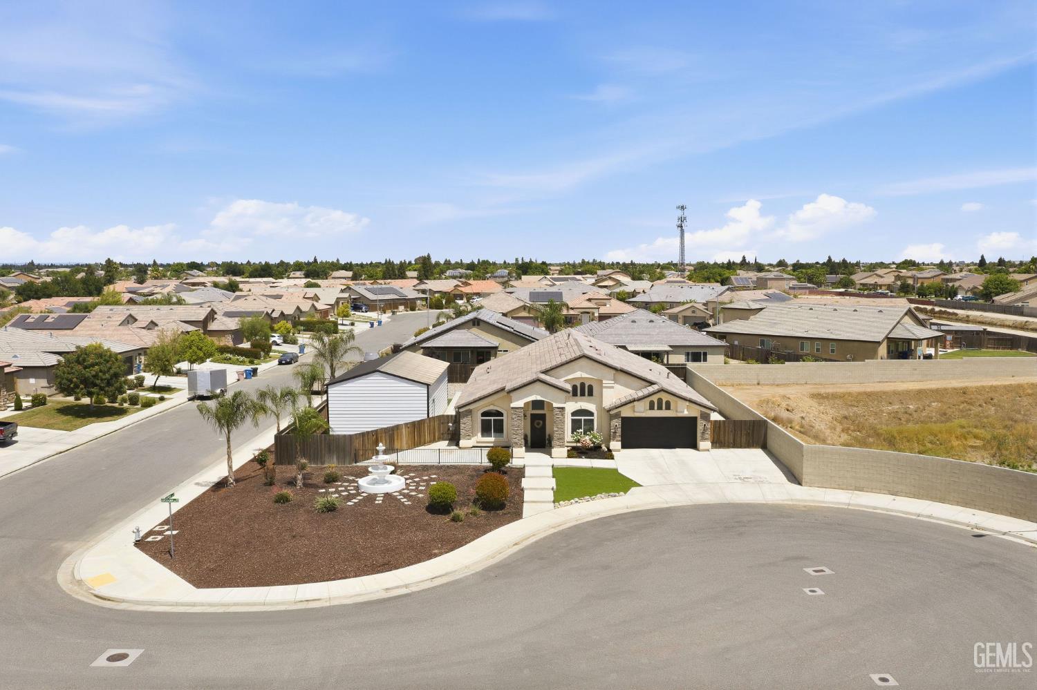 6008 Luckman Drive