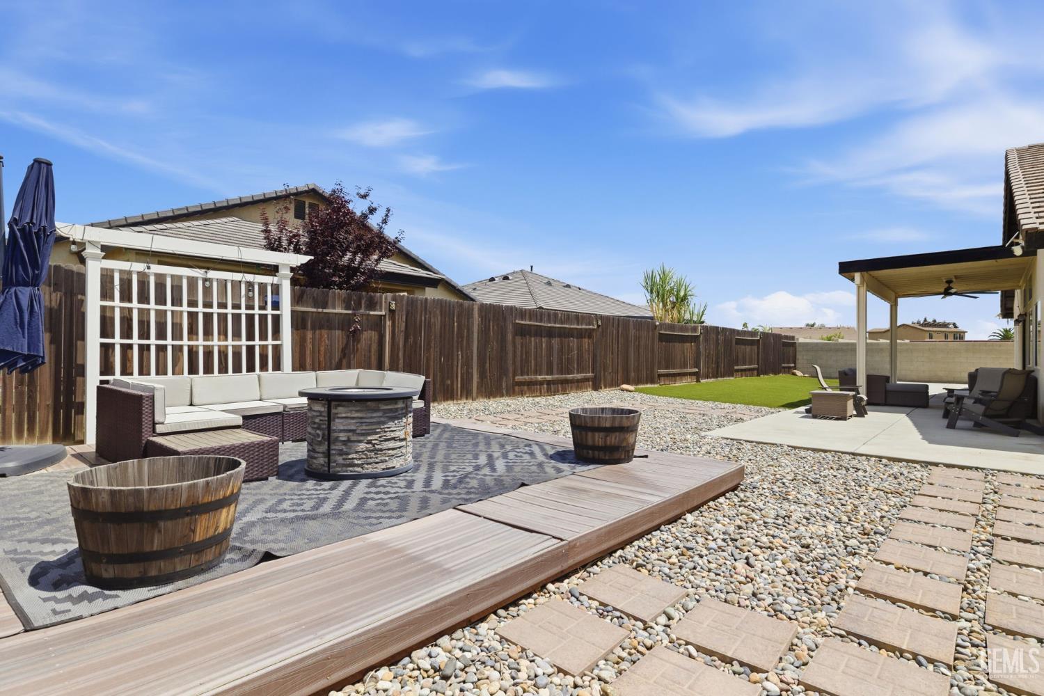 6008 Luckman Drive