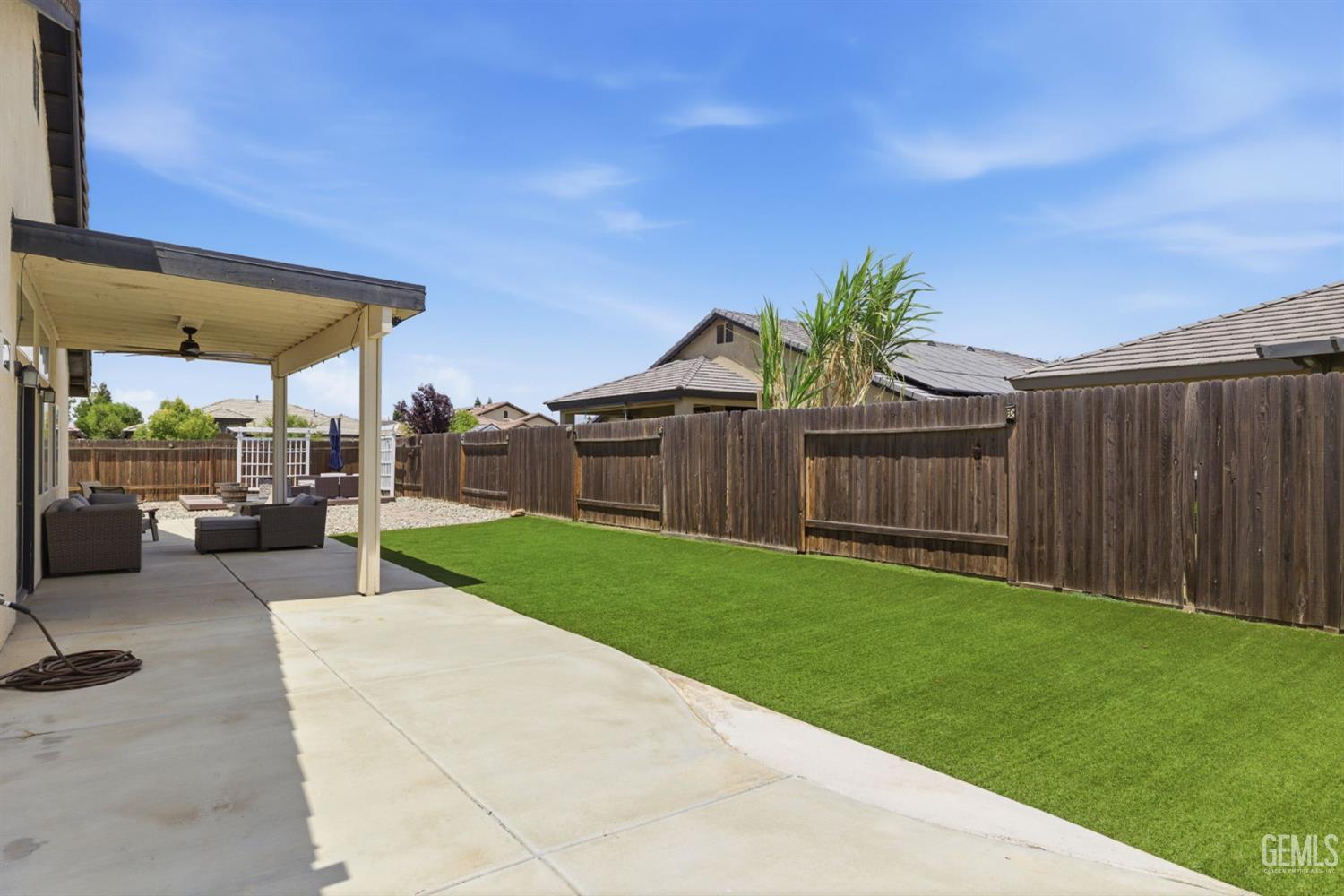 6008 Luckman Drive