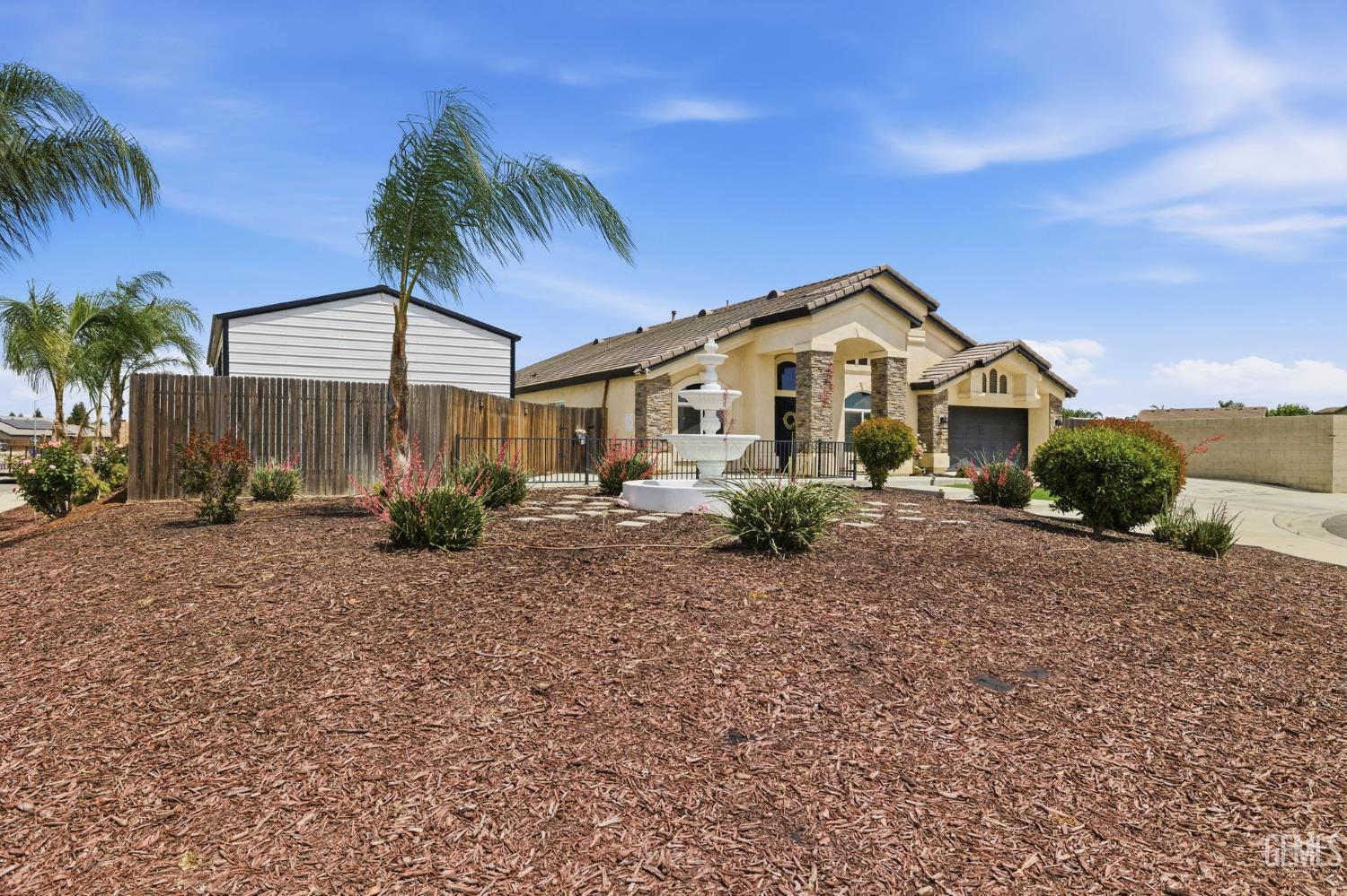 6008 Luckman Drive