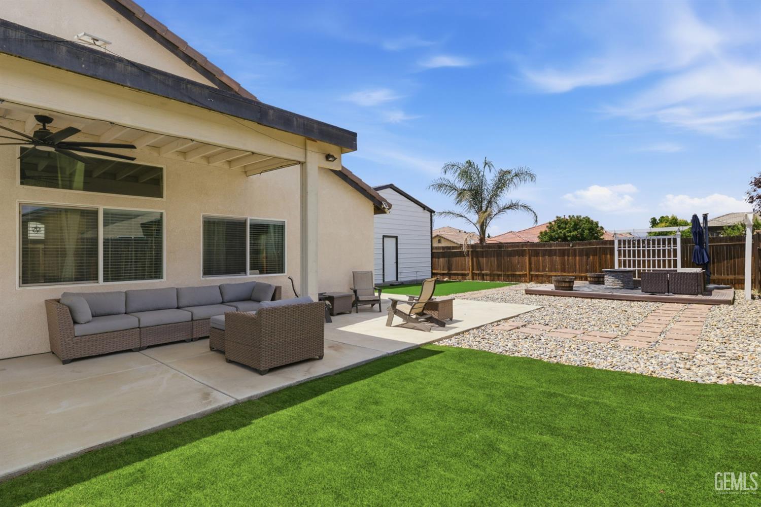 6008 Luckman Drive