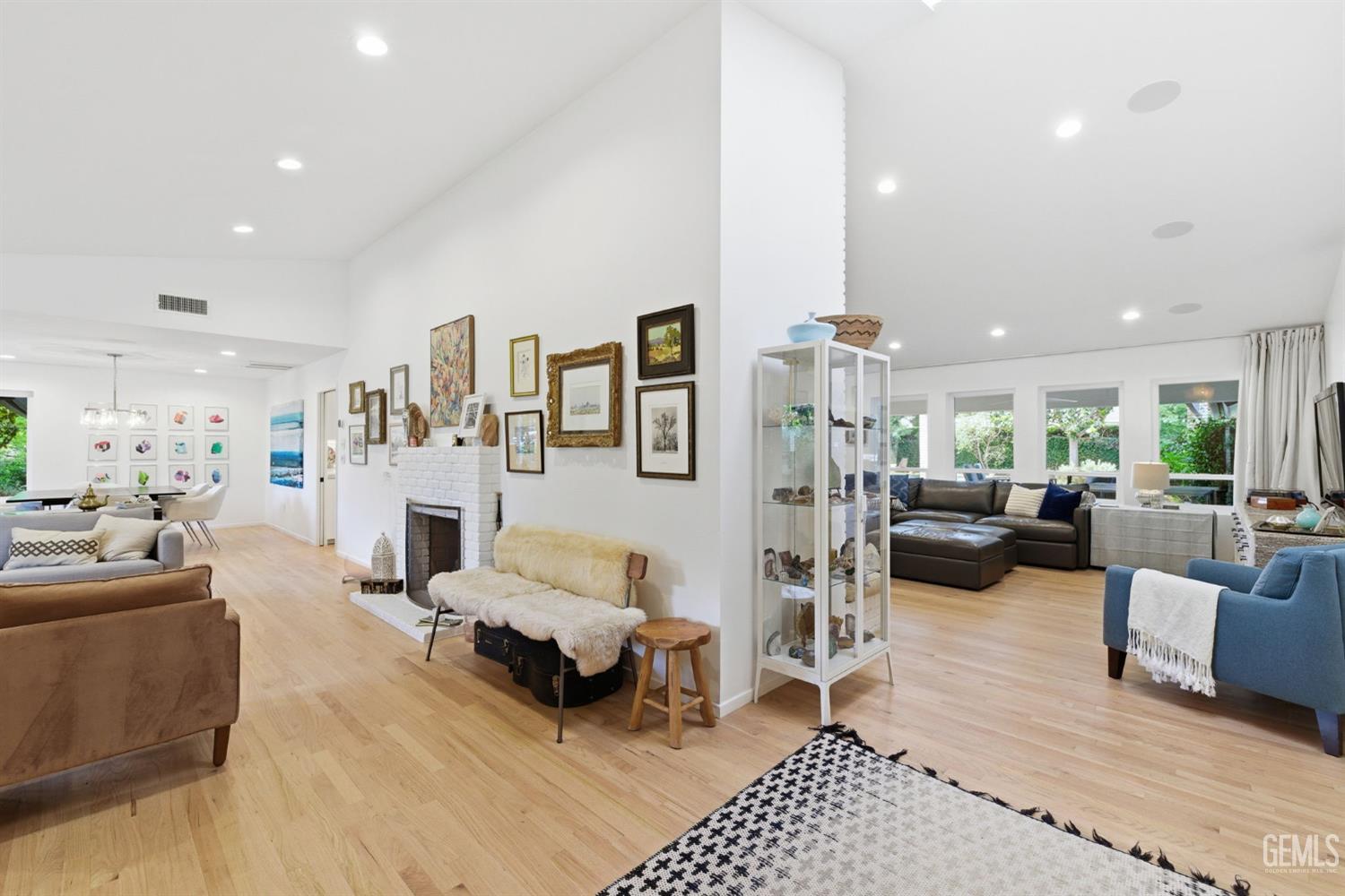 8800 Saint Cloud Lane