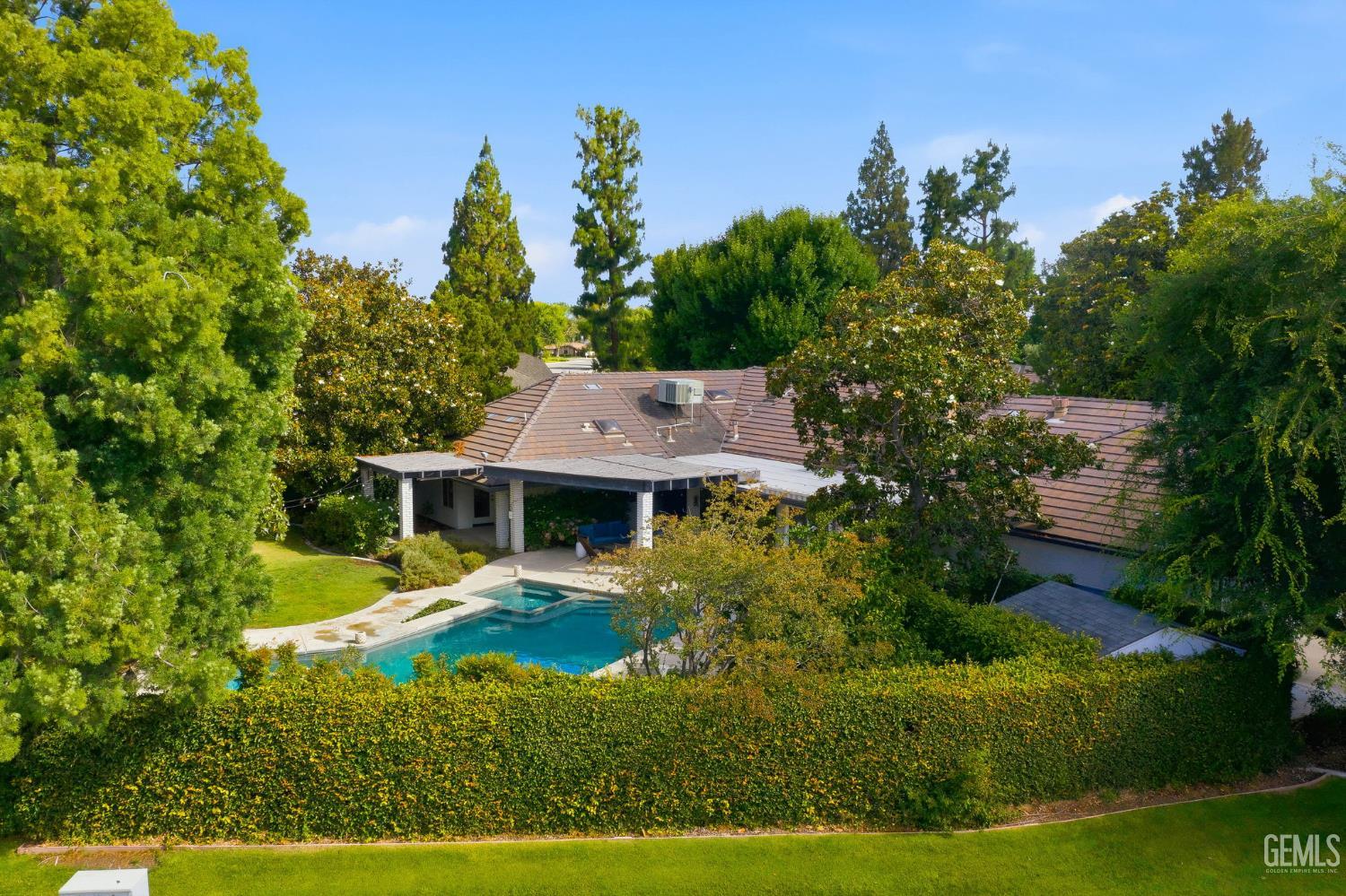8800 Saint Cloud Lane