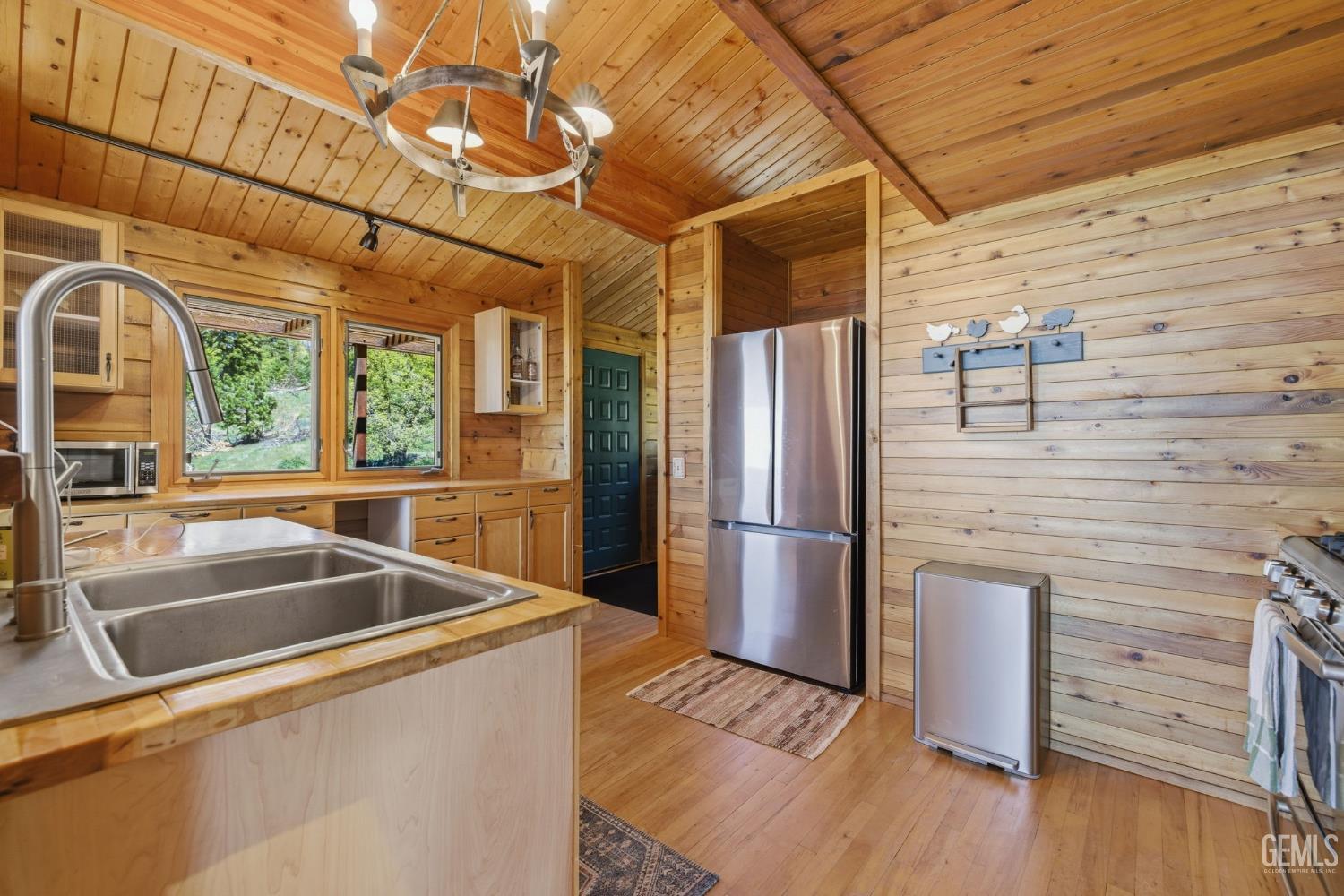 26660 Cedar Creek Court