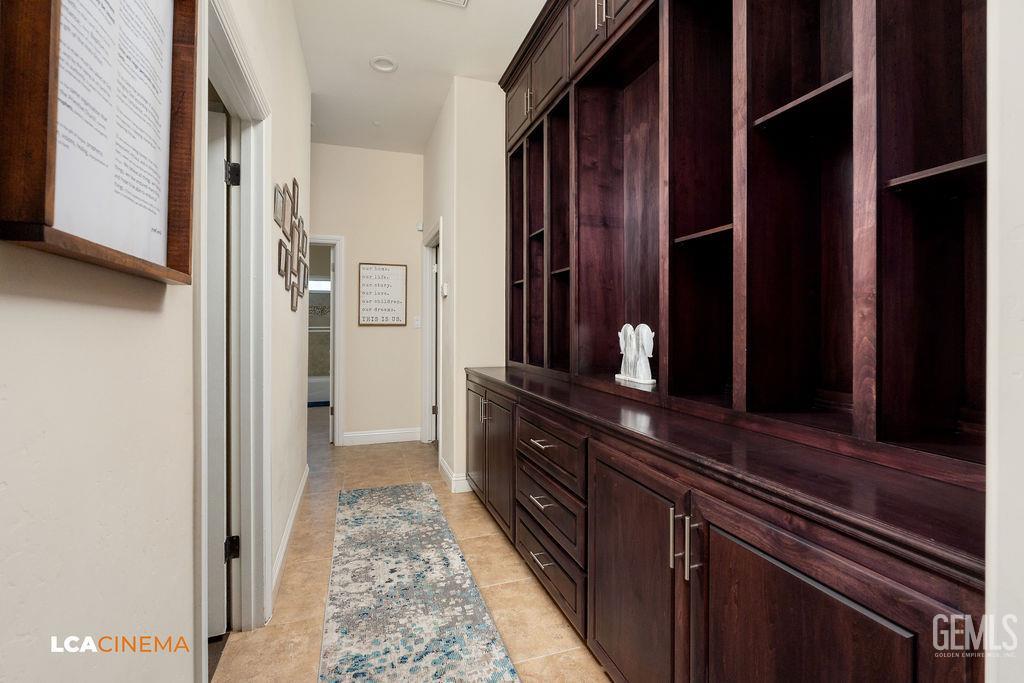 4140 Meadow Lake Drive