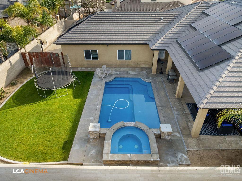 4140 Meadow Lake Drive