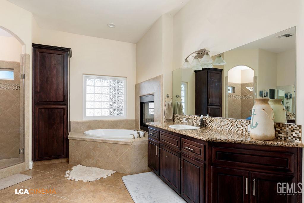 4140 Meadow Lake Drive