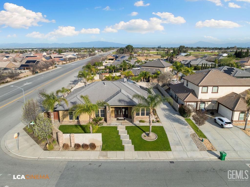 4140 Meadow Lake Drive