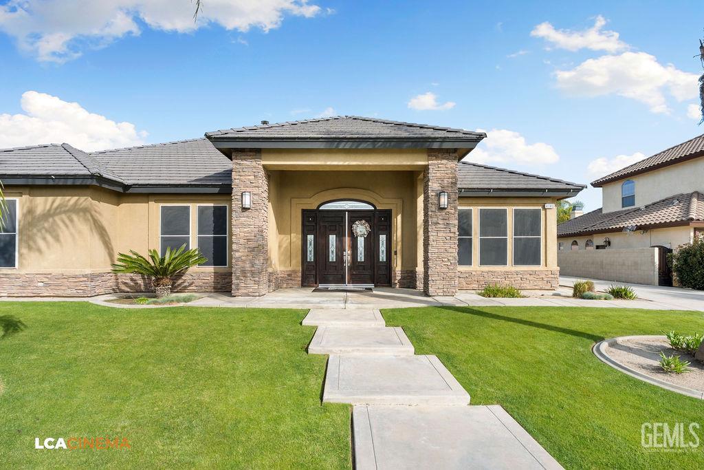 4140 Meadow Lake Drive