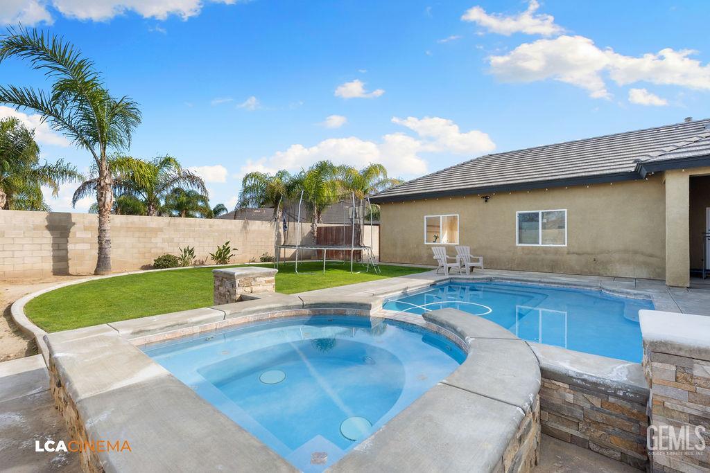4140 Meadow Lake Drive