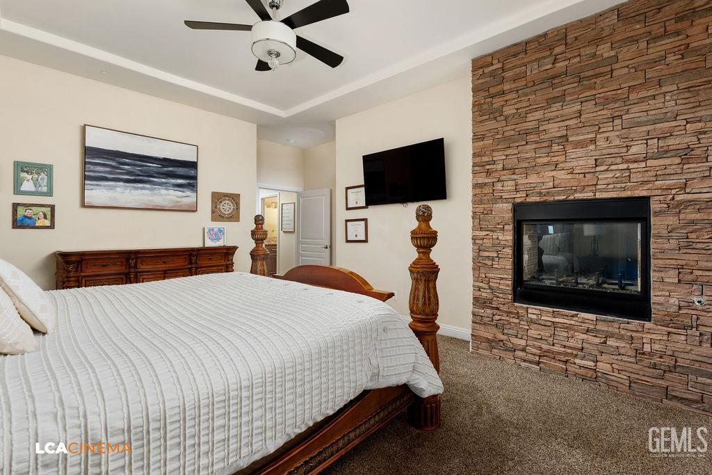 4140 Meadow Lake Drive