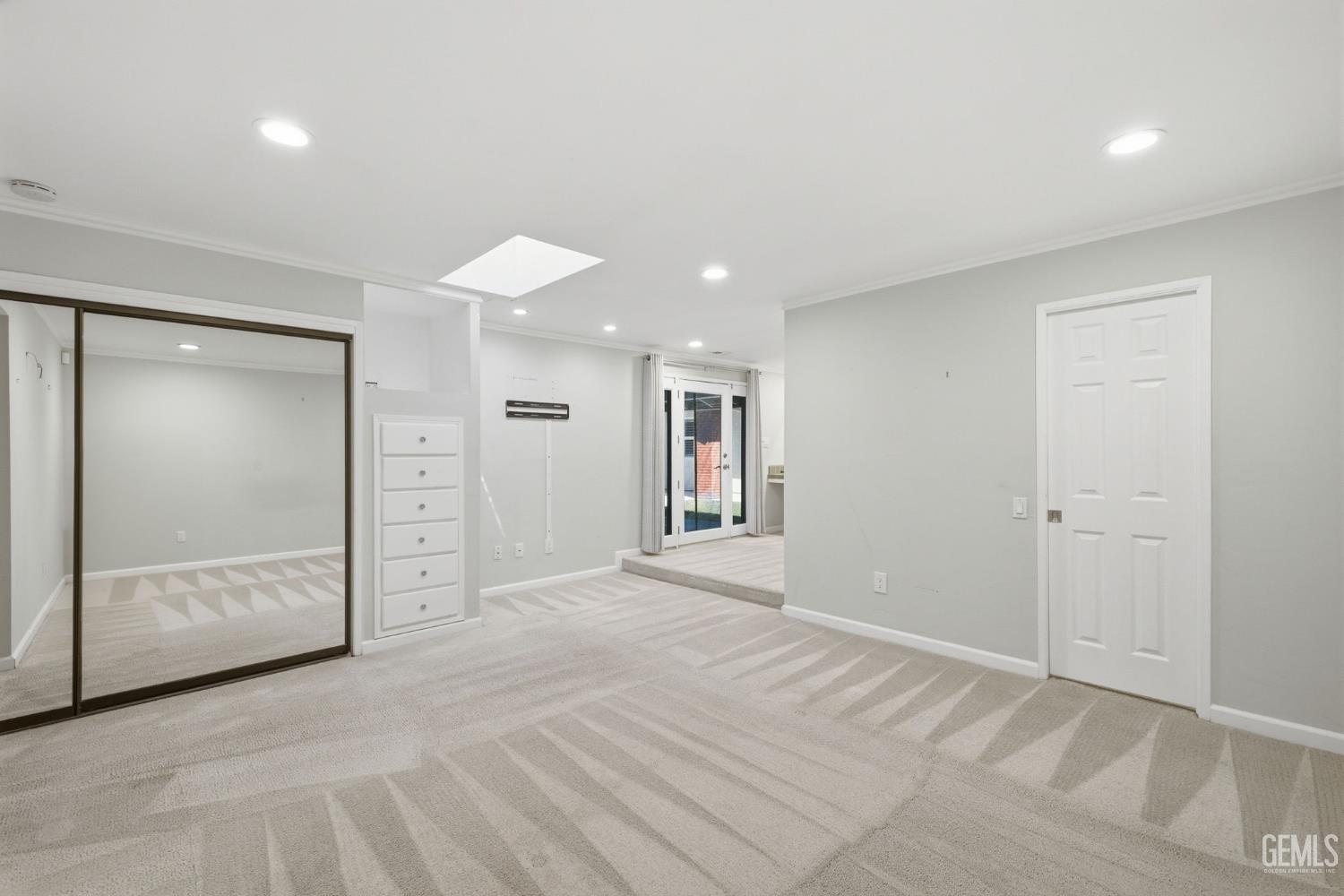 1912 Country Club Drive