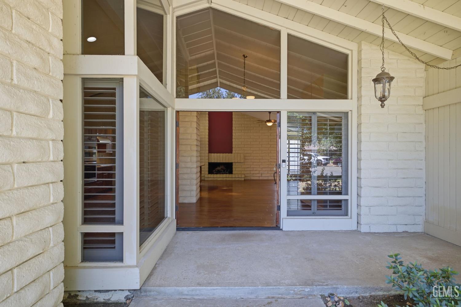 7501 El Roble Court