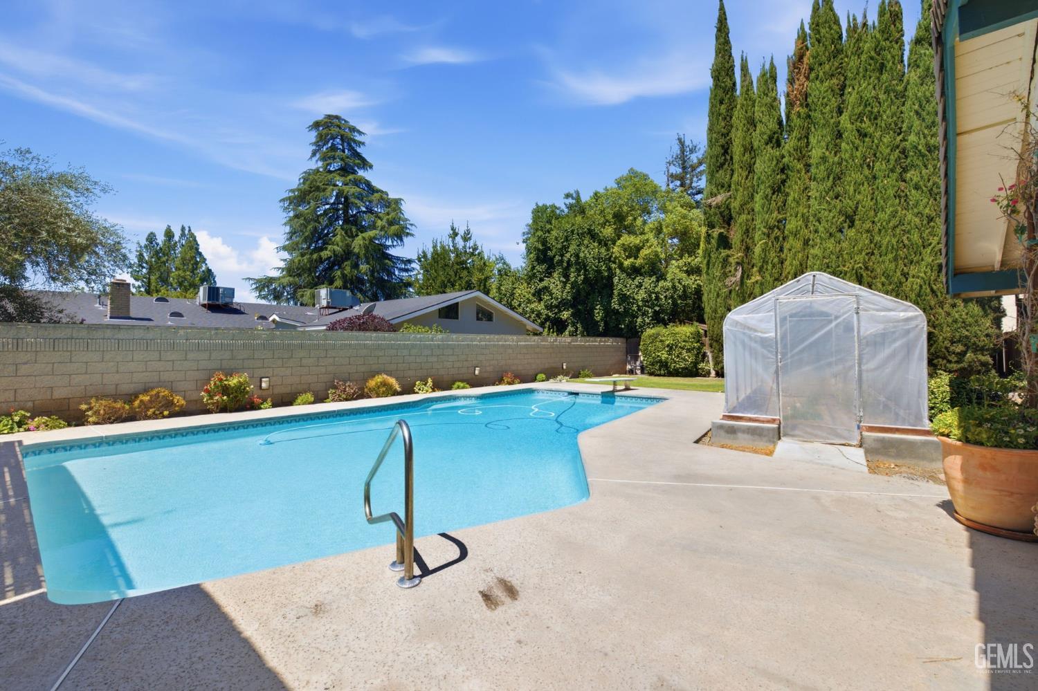7501 El Roble Court