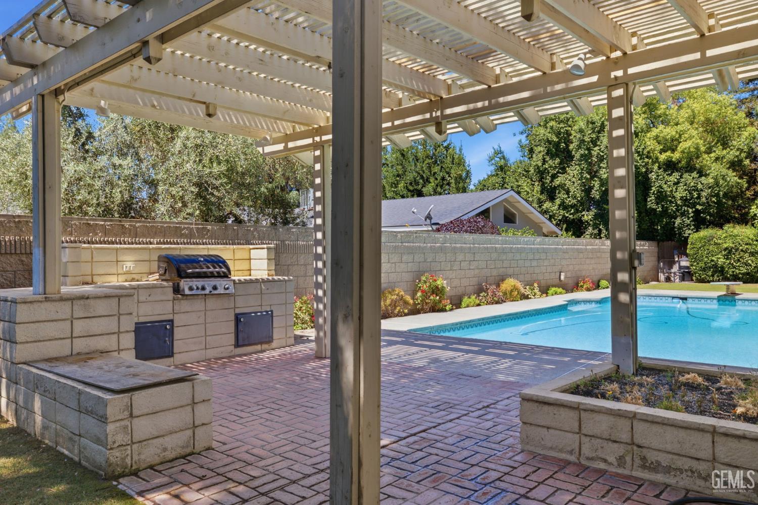 7501 El Roble Court