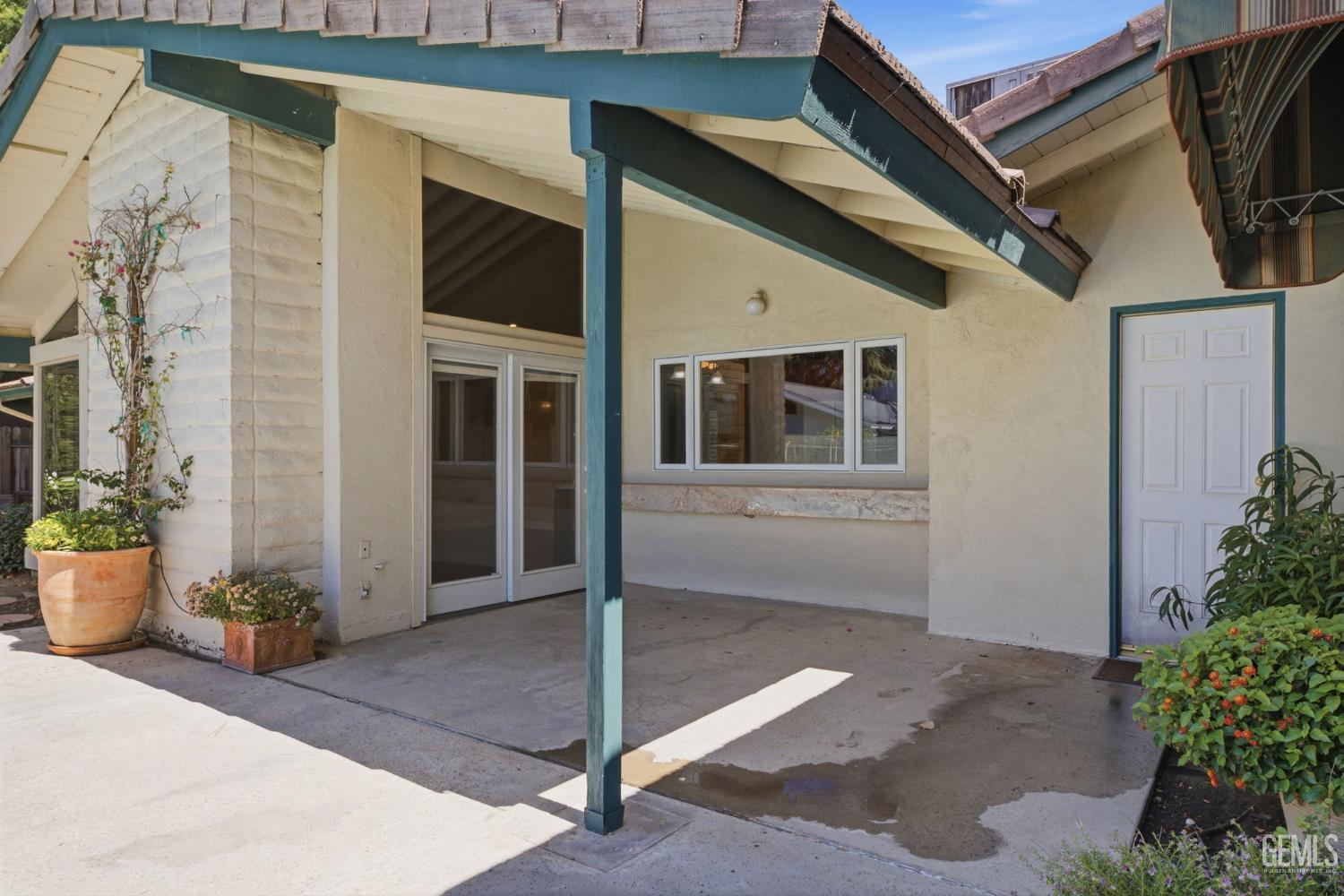 7501 El Roble Court