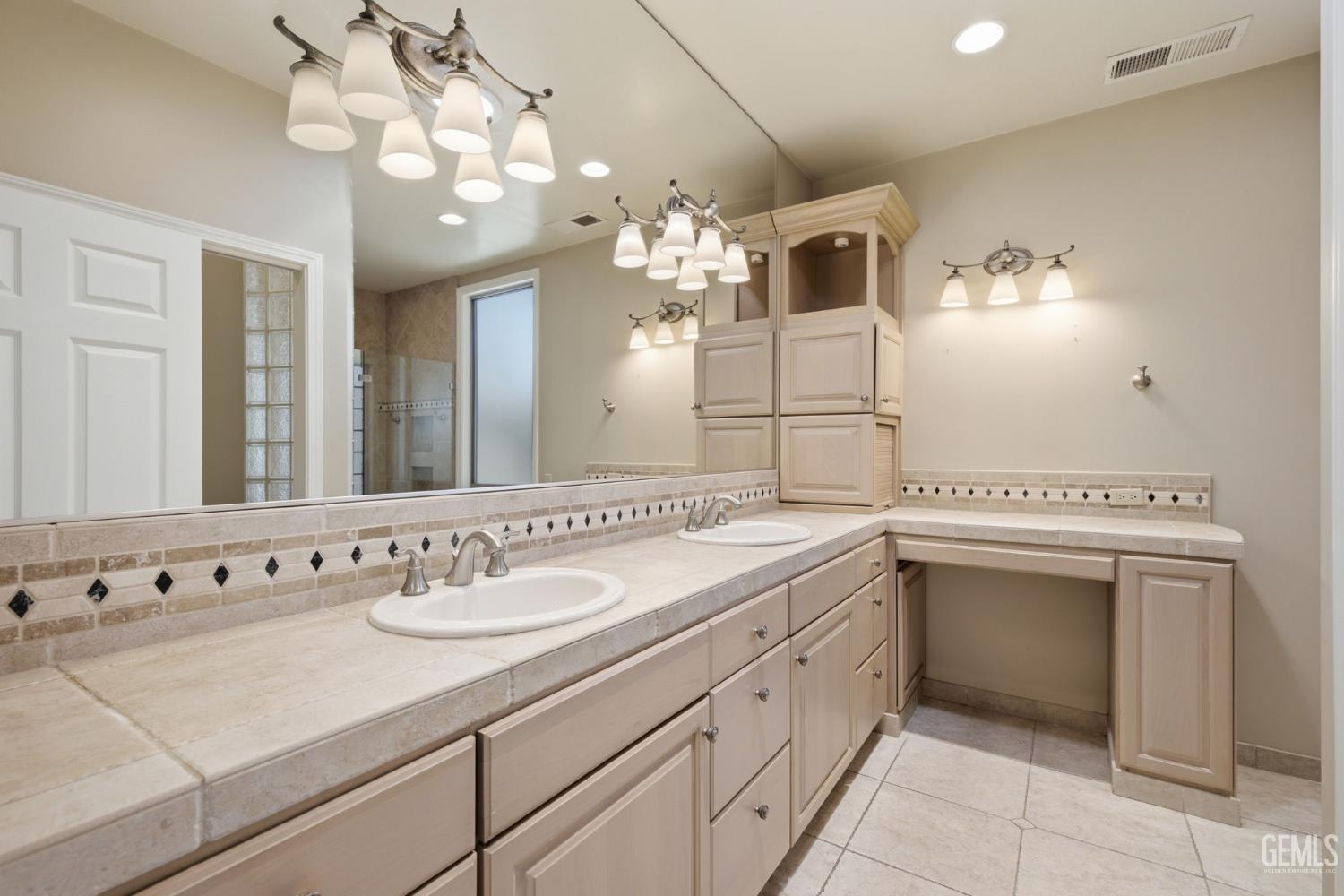 7501 El Roble Court