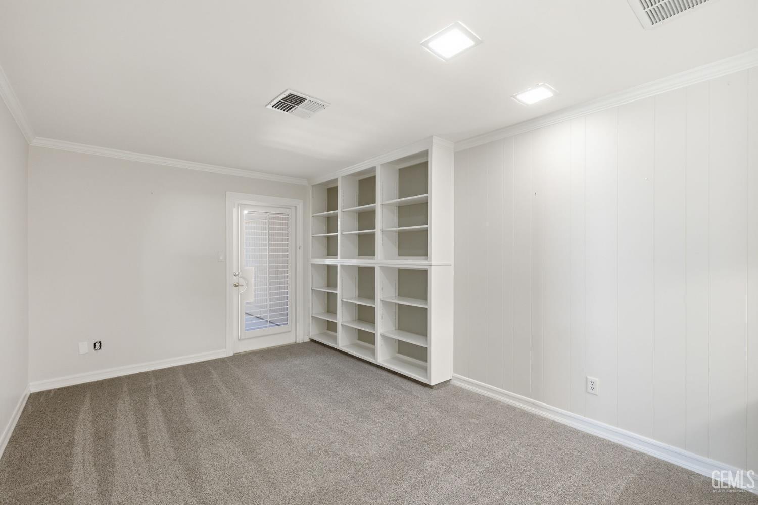 7501 El Roble Court