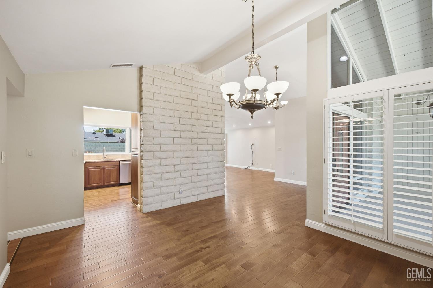 7501 El Roble Court