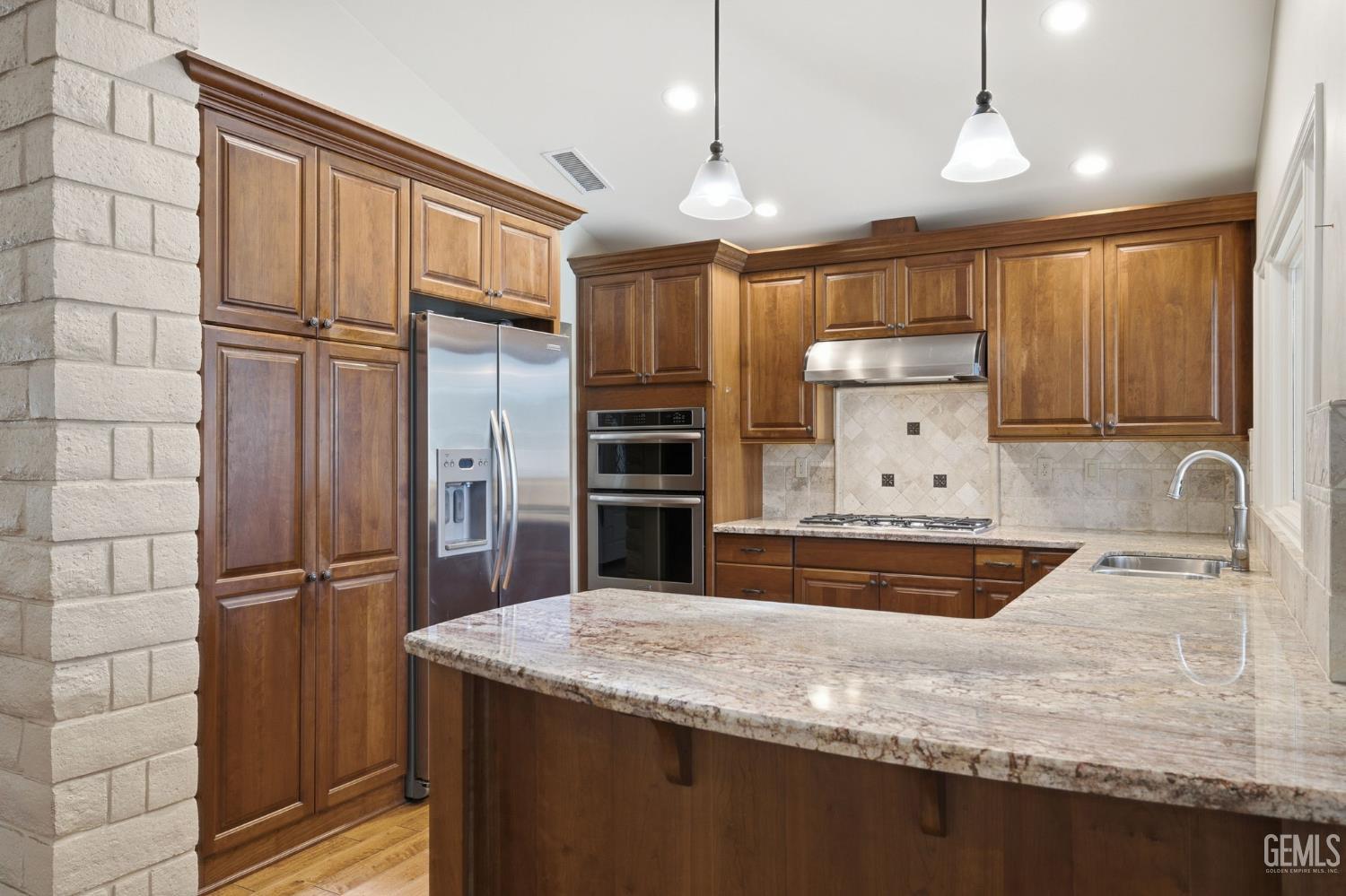 7501 El Roble Court